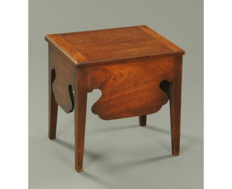A George III mahogany box commode, raised on tapered legs of square section.  Width 46 cm. 