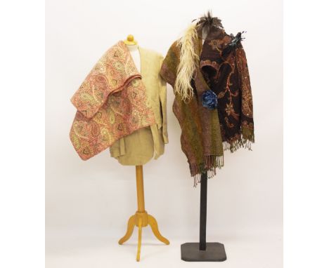 A collection of vintage and later textiles and fashion accessories, to include a gents beige cotton jacket, three Paisley thr