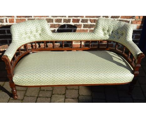 Victorian spindle &amp; button back settee (some damage to back)