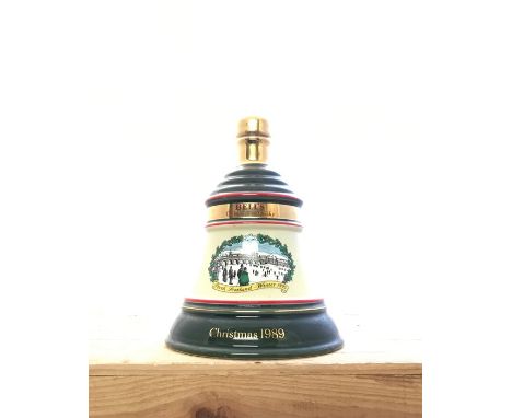 Bells 1989 Old Scotch Whisky in box and Glenfiddich Single Malt Pure Malt 75cls Scotch Whisky Special Reserve 750ml in presen