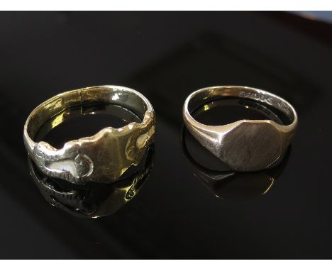 A 9ct gold signet ring and another un-marked, 5.3g