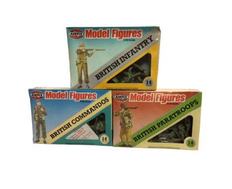 Airfix 1:32 Scale Model Figures WWII Soldiers including American Infantry (x7), British Infantry (x7), Italian Infantry (x2),