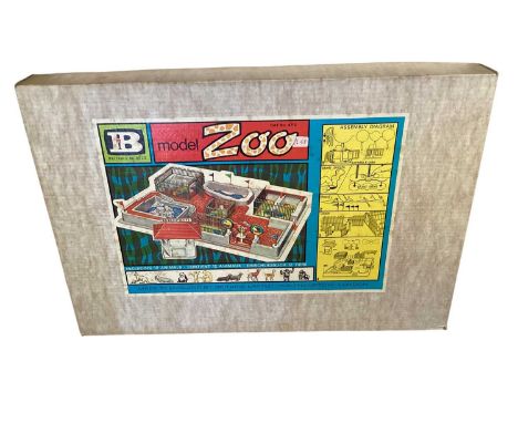 Britains model Zoo, boxed No.4712 (1)