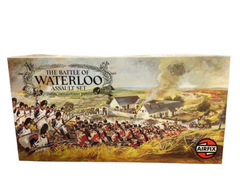 Airfix HO OO Scale The Battle of Waterloo Assault Set, boxed with sealed contents No.51653-6 (1)