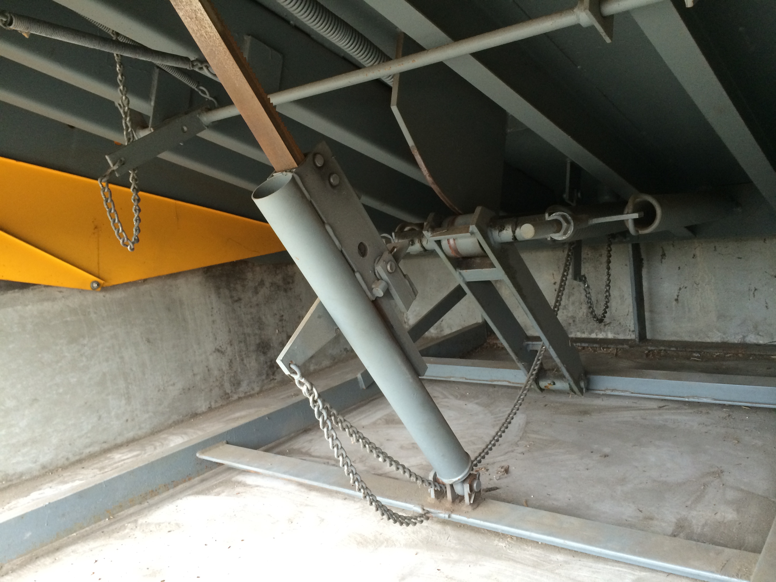 RITE HITE SPRING LOADED ADJUSTABLE DOCK LEVELER, MODEL RH1086.5, TAKEN