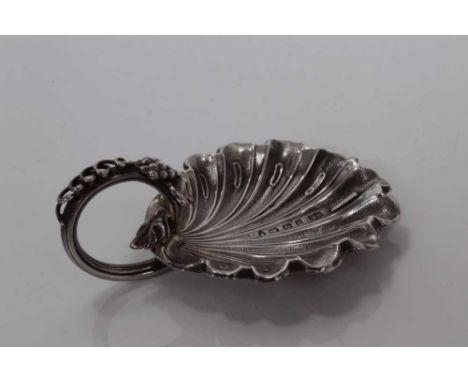 Victorian silver vine leaf bowl caddy spoon with scroll vine and grape handle, Birmingham 1865, maker Hilliard and Thompson 7