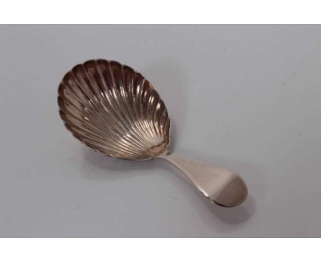 Georgian silver shell bowl caddy spoon - marks rubbed, 7.5 cm