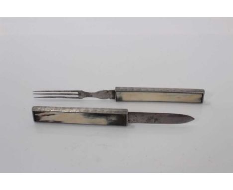 19th century travelling / campaign cutlery set with retractable steel knife and fork in silver plated casing with horn mounts