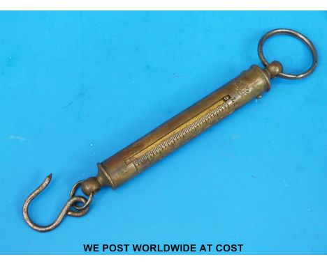 Hardy brass scales to weigh up to 4lb