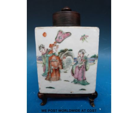 A 19thC Chinese tea caddy on stand decorated with court figures (16.5cm tall)