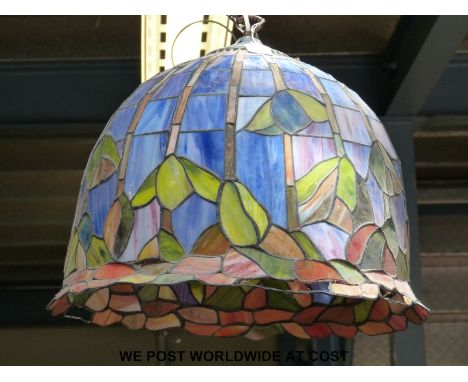 A Tiffany style leaded glass lamp shade (47cm diameter) 