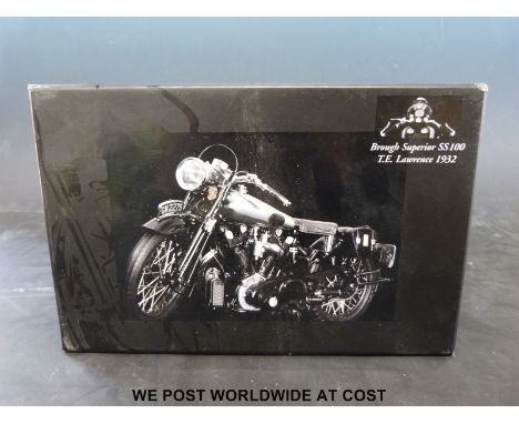 Brough Superior SS100 T.E Lawrence 1932 scale 1.12 model in original display box.