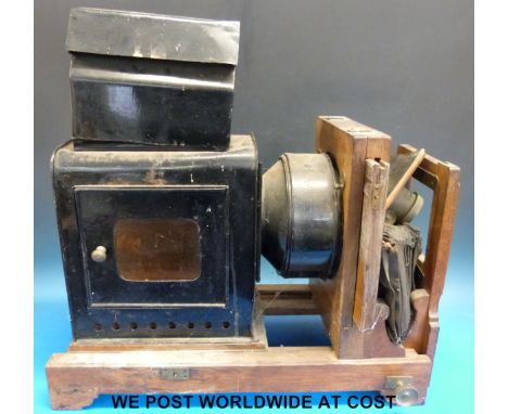 'The King enlarger, 'H' Ltd, London' oak Magic Lantern projector