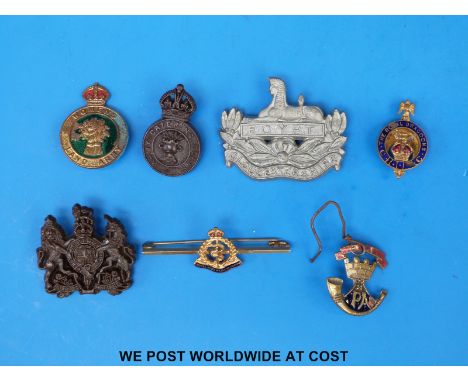 Sweetheart badges etc., including Jellalabad Somerset light infantry, together with a Women's Land Army badge and some unusua