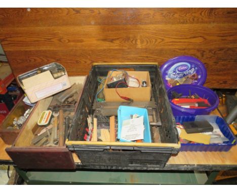 A SELECTION OF MODEL MAKING TOOLS, METALWARE AND MODEL PARTS