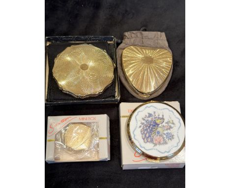 Collection of Stratton Compacts + Mini Stratton Pill Box + Heart Shaped Compact - Please See Photos. 