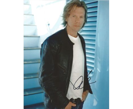 Kevin Bacon signed 10 x 8 colour Photoshoot Portrait Photo, from in person collection autographed at London Premiere 2008. Go