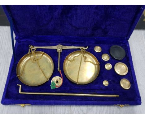 A SET OF VINTAGE BRASS POSTAL SCALES BOXED