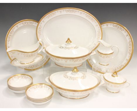 A Royal Doulton Belmont pattern part service, comprising two tureens and covers, two circular platters, diameter 33.3cm, two 