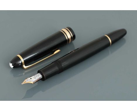 MONTBLANC Meisterstück 146 Füllfeder schwarzer Resin, vergoldeter Clip und Beschläge, Feder 4810, 18K bicolor Gold, L 14,6cm,