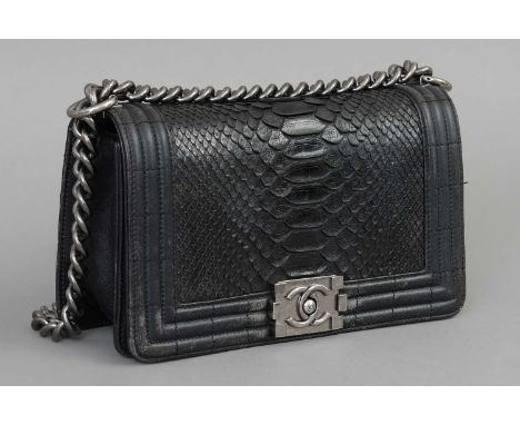 CHANEL (Paris) vintage "Boy Bag" Handtasche schwarzes Lamm-Leder und Schlangenhaut, versilberte, dunkel getönte Beschläge/Sch