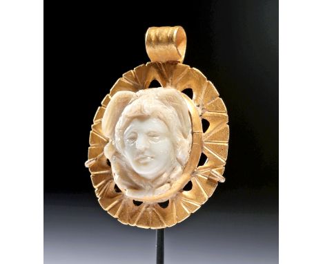 Roman, Imperial Period, ca. 2nd to 3rd century CE. A finely carved agate cameo depicting the head of Medusa in a beautiful go