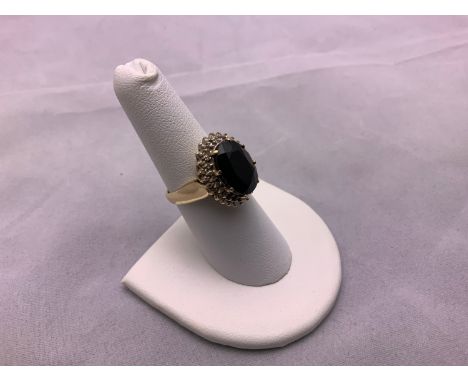 14ct Gold Dress Ring - Size N - 6gms 