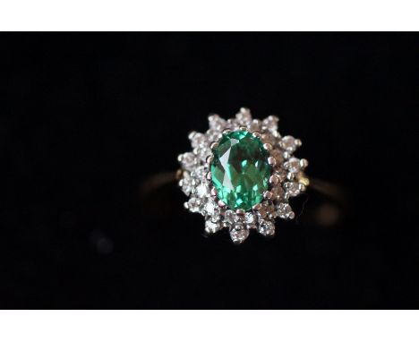 14ct gold and emerald ring 3.6 grams