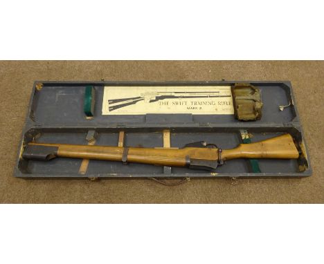 Swift Training Rifle 9B/2030 Mark lll No.13135 in original box, stencilled RAF 9B/2030 9B/1589 9B/1591, L112cm