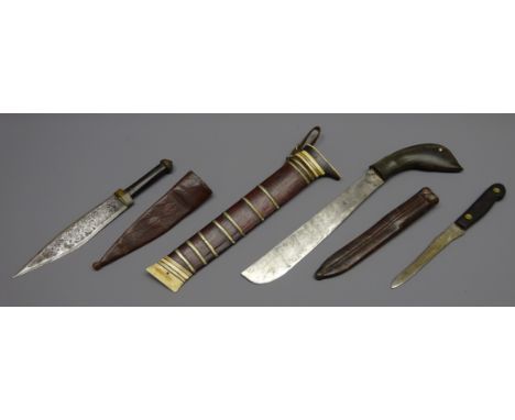 Eastern machete, 27.5cm single edge shaped steel blade with single rivited shaped horn handle in brass, horn and bone bound w