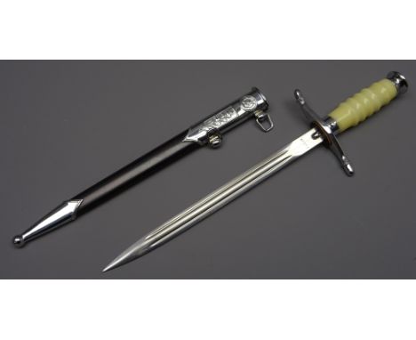 East German Army officer's dagger, 25cm twin edge twin fullered blade marked 73598, shaped cross guard acorn finials release 