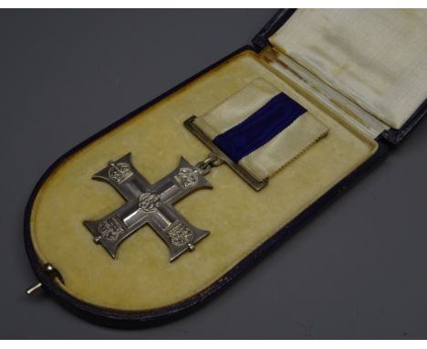 WW1 Military Cross awarded to John Glyn Sandby-Thomas, thought by the family to have been a Captain in the Machine Gun Corps,