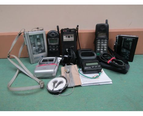Two portable cassette players to include Toshiba KT-S1 and Aiwa HS-G35 Mk II, a Casio TV-970 portable LCD colour television, 