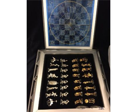 Franklin Mint twenty fifth Anniversary edition Star Trek chess set and board with storage.