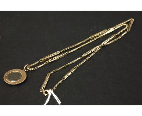 A Georgian gold split pearl memorial locket and chain