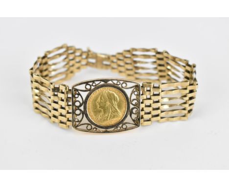 A 9ct gold twisted gate link bracelet, set with a half sovereign 1899 with St George to the obverse, 21.2g total 