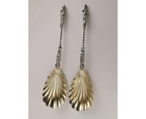 A pair of late 19th century silver apostle spoons by William Hutton &amp; Sons Ltd, London 1899, with figural finials and she