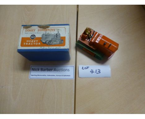 Die-cast :Dinky Supertoys 563 heavy tractor, boxed.  A1 condition.  Box itself does have stains top and sides.