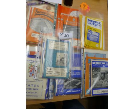 Sporting Memorabilia :Football progs Shrewsbury (15), Southend (26), Stockport (19), Swansea (20), Swindon (20), Torquay (17)