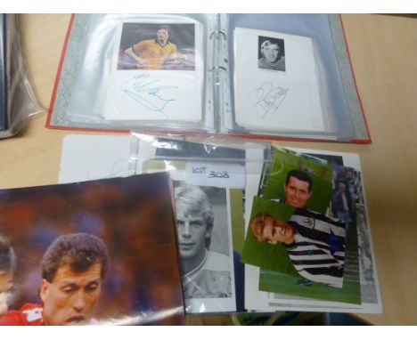 Sporting Memorabilia :Football folder of mounted football autographs 1970’s/80’s 60+, plus 2 packs of photos and signed P. Be