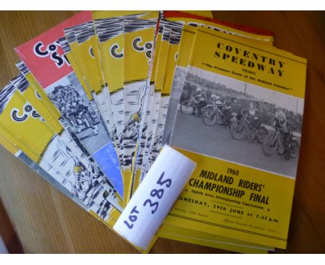 Sporting Memorabilia :Speedway Coventry Bees programme selection 1951-61, all in vgc (31).