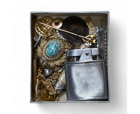 Assorted jewellery and other items including a 1970's 9ct gold Cavalier charm, 30mm, 5.9 grams, a 14k tram charm, 1.7 grams, 