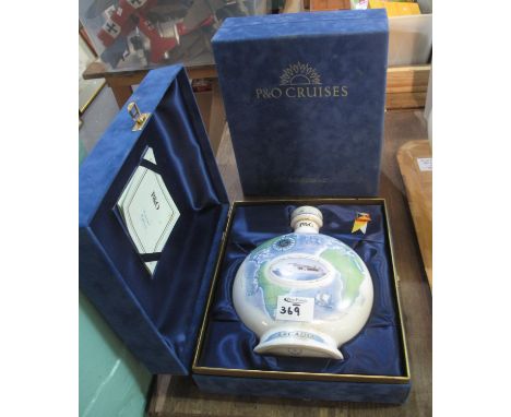 Pair of P & O Cruises Wade 'Arcadia' cognac porcelain flask decanters in original boxes. (2)(B.P. 21% + VAT) 