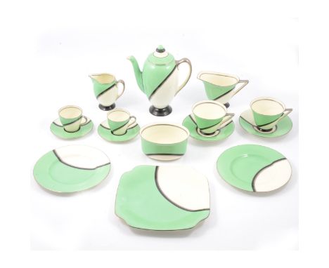 A Royal Doulton Art Deco 'De Luxe' pattern coffee set, comprising coffee pot (20cm), cups, saucers, cake plate, side plates, 