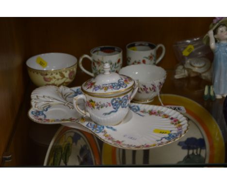 A GROUP OF WORCESTER ETC, to include tea bowl (C.1785-90), hand painted puce flowers and gilt decoration, part breakfast set,