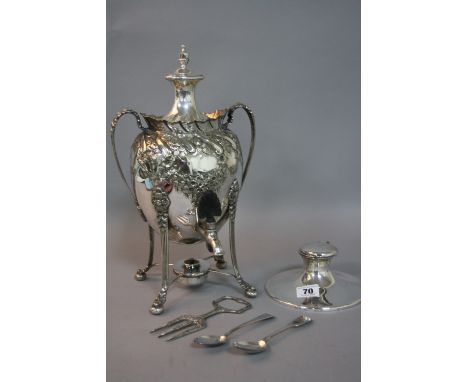 A GEORGE V SILVER CAPSTAN INKWELL, cover hinge a.f., loaded base, makers Cohen & Charles, Birmingham 1925, diameter 15.5cm, t