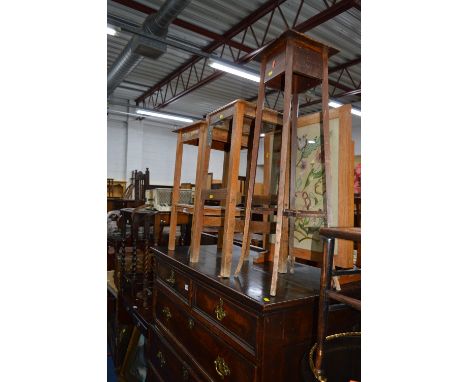 A QUANTITY OF VARIOUS OCCASIONAL FURNITURE, to include and oak framed firescreen, plant stand, two occasional tables, three v