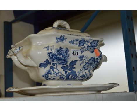 A MASONS 'MANCHU' TUREEN, STAND AND LADLE