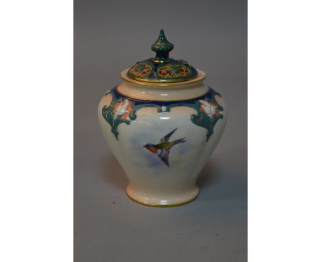 A ROYAL WORCESTER POT POURRI COVERED VASE, No.279, decorated with birds, green back stamp, height approximately 12.5cm (resto