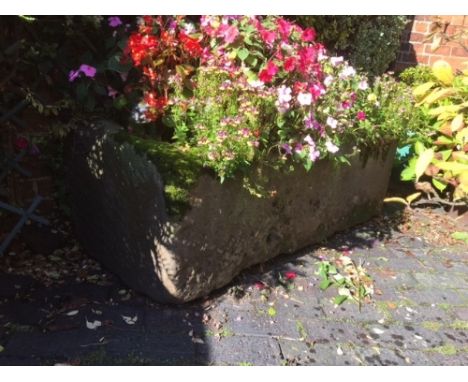 SANDSTONE TROUGH 153cm x 66cm x 50cmTHE FOLLOWING LOTS NO.957-981 ARE OFF SITE AND CAN BE VIEWED TUESDAY 3RD OCTOBER FROM 10A